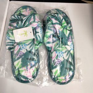 The Island Time Slippers island haus co L/XL NIB 10-1/2" long Beachly Thongs